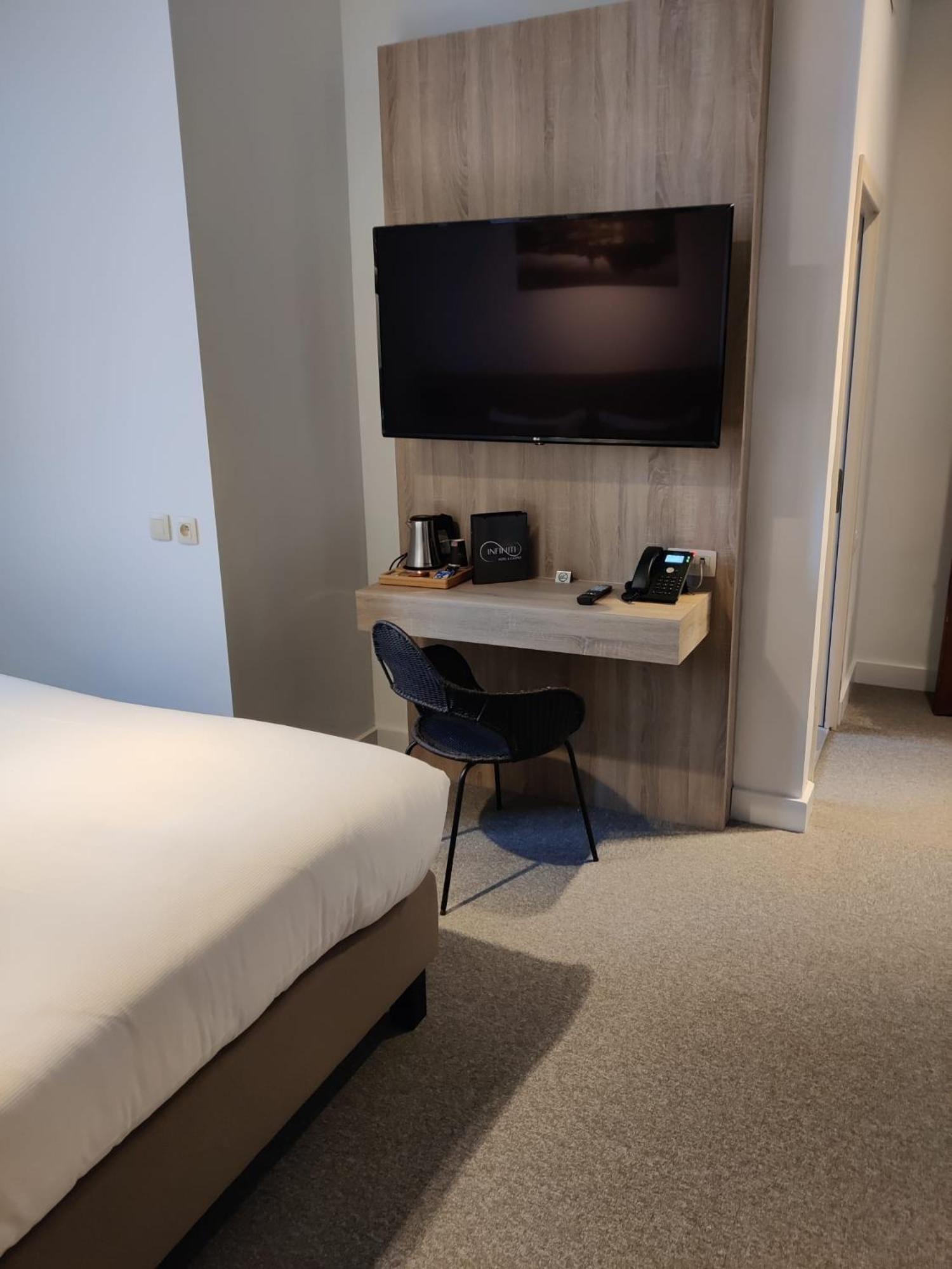 La Merveilleuse By Infiniti Hotel 迪南 外观 照片